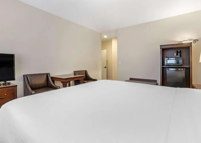Best Western Rose Garden Inn