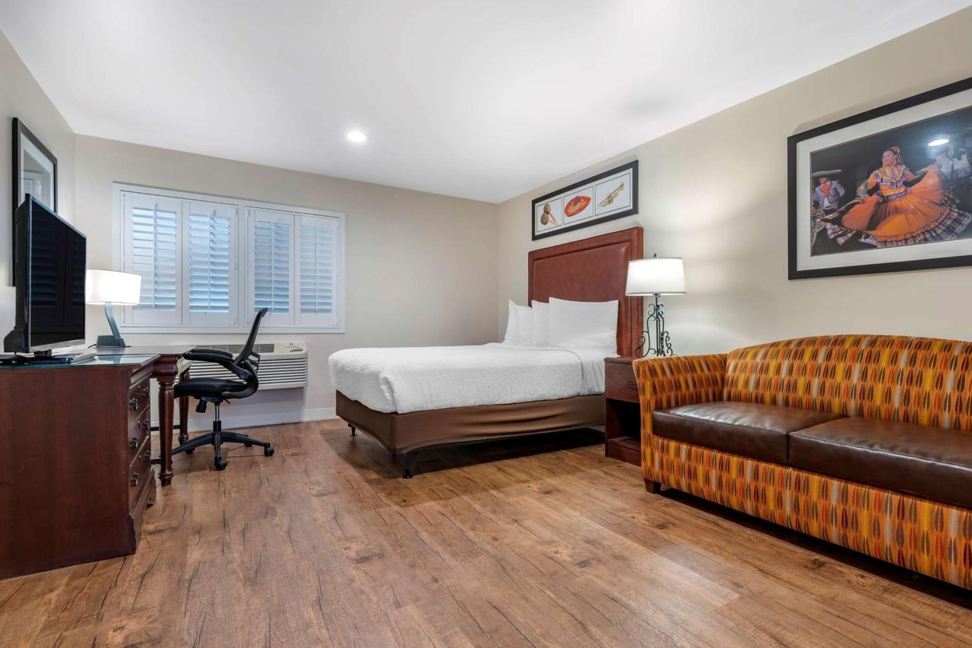 Hotel Western Rose Garden