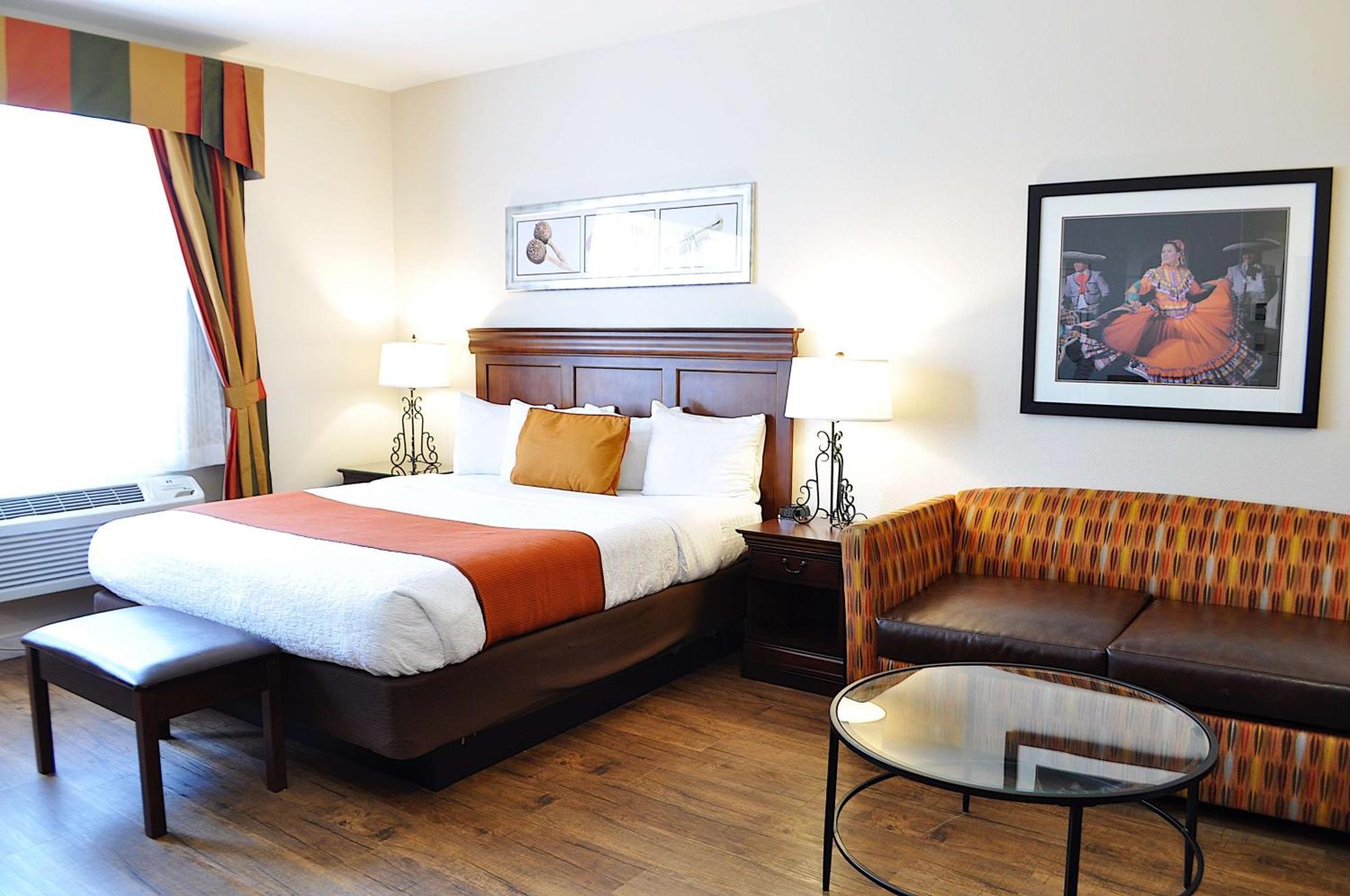 Western Rose Garden Hotel Watsonville