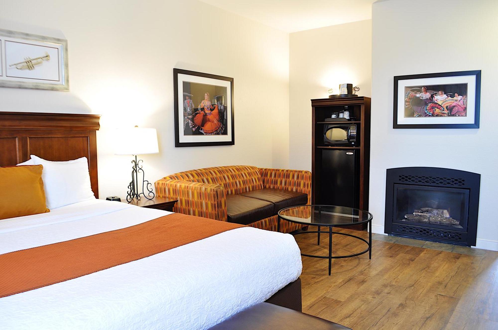 Hotel Western Rose Garden Watsonville