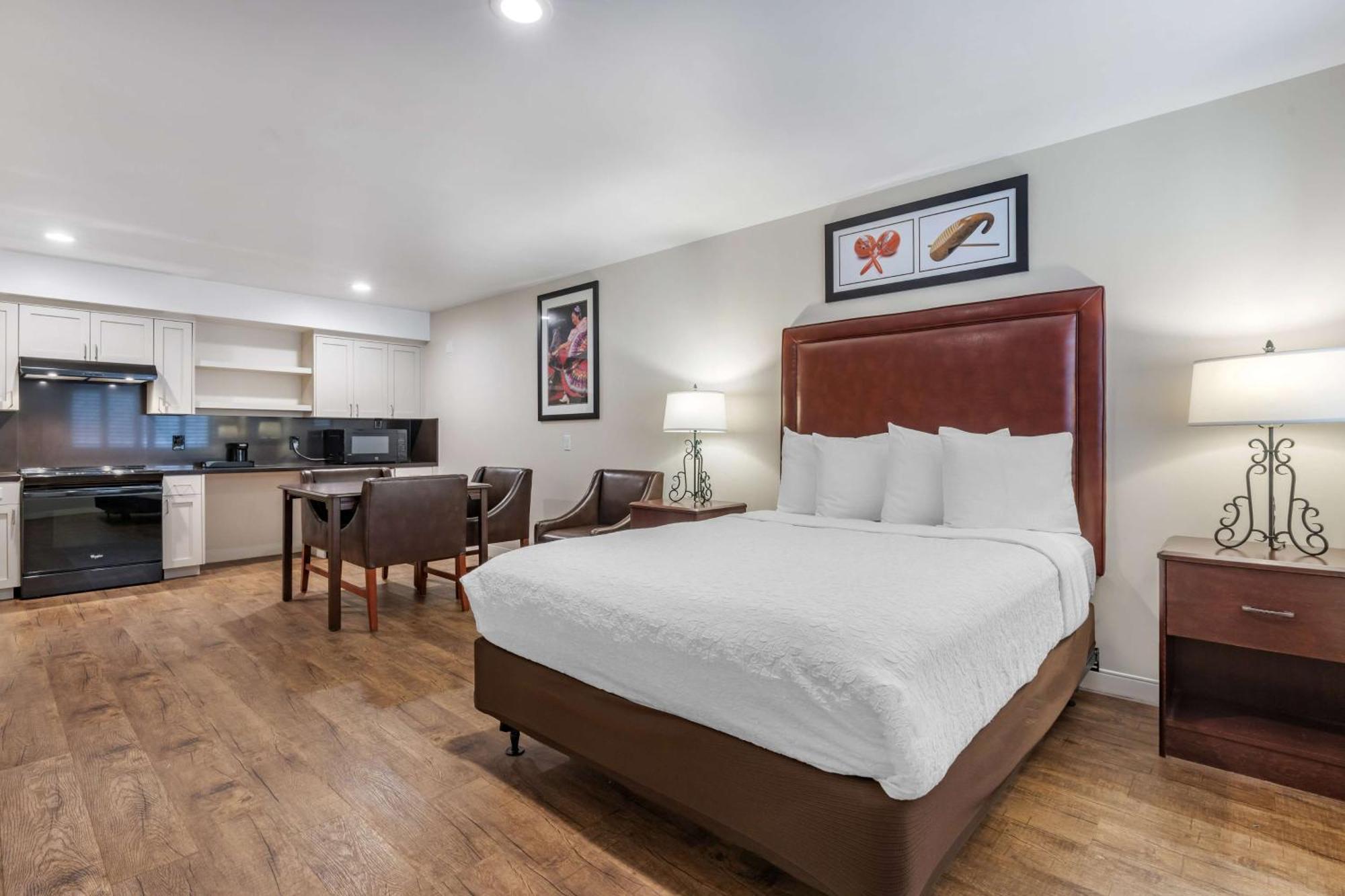Western Rose Garden Hotel